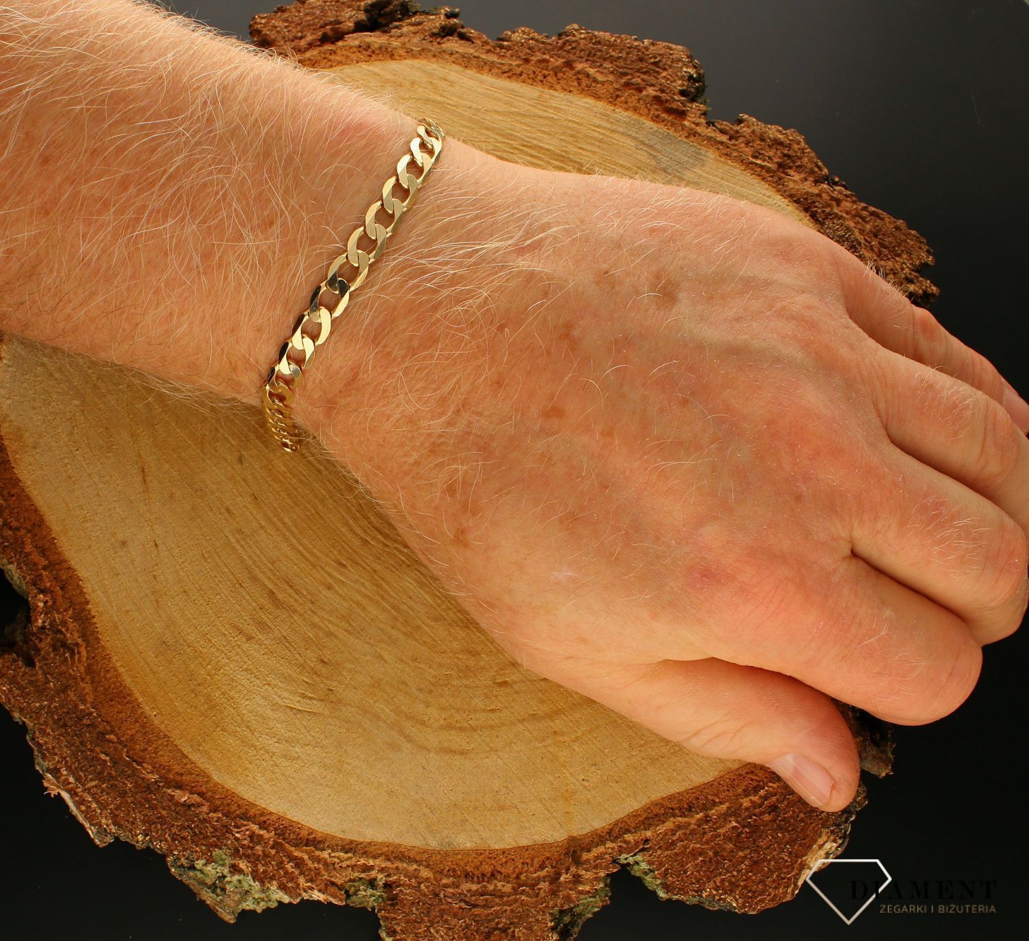 Złota bransoletka męska 585 klasyczna 6,3 mm DIA-BRA-8094-585 160 6,3mm.Bransoletka złota męska pancerka wykonana z próby 585, długość 21 cm. Biżuteria w formie złotej pancerki to ciekawy model bransolety, Efektowna biżuteri.jpg